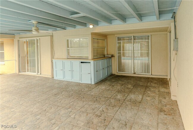 Building Photo - 1366 Nimrod St