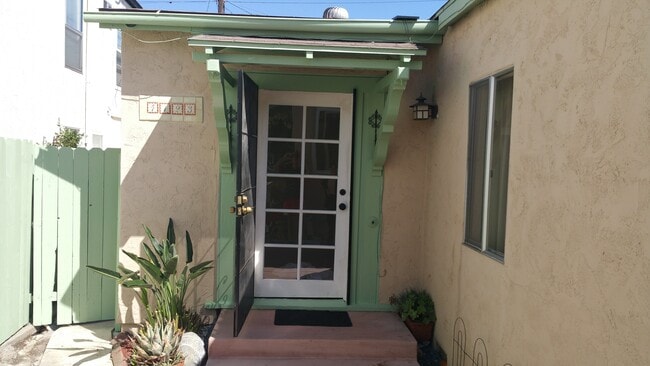 Primary Photo - 4123 Idaho St