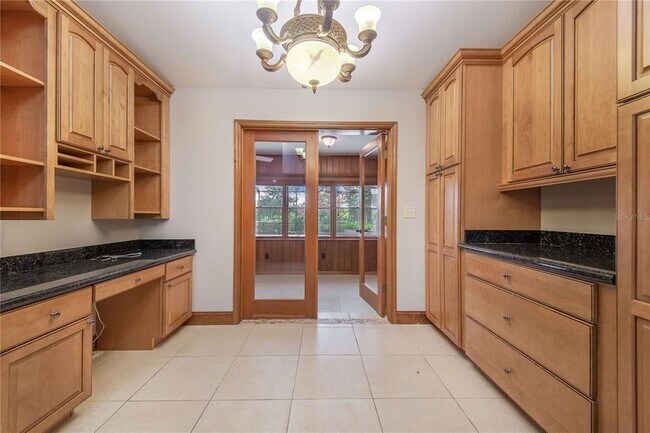 Building Photo - 7740 Lake Hatchineha Rd