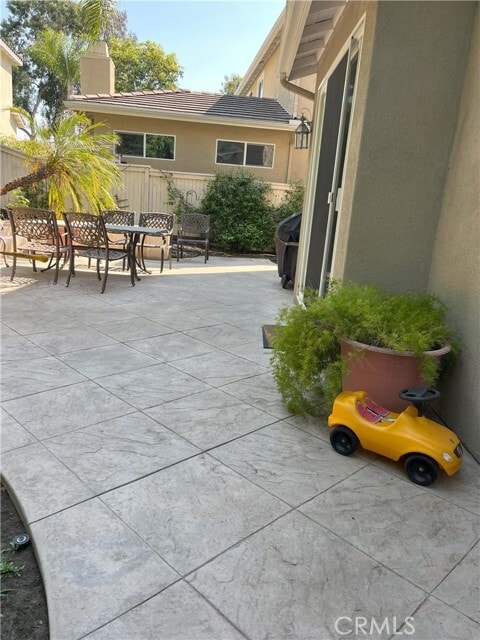 Building Photo - 5 Parthenia