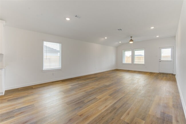 Building Photo - 9027 Rose Water Trl