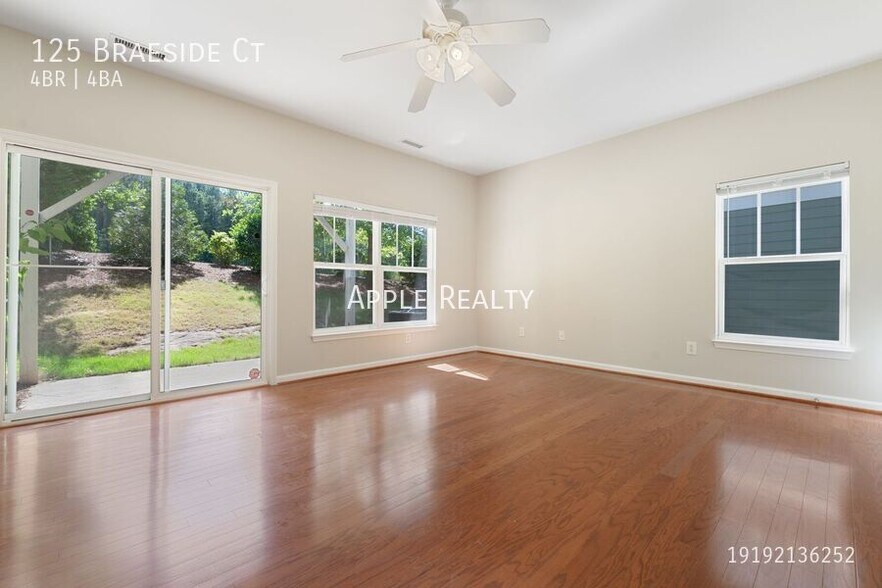 Building Photo - 125 Braeside Ct