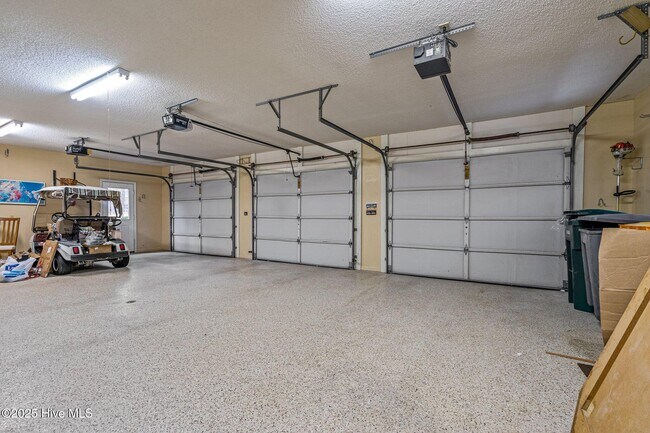 Building Photo - 17 McMichael Dr