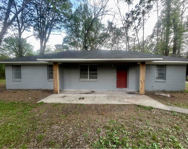 Primary Photo - 407 Foster St