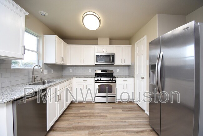 Building Photo - 26306 Hartwill Dr