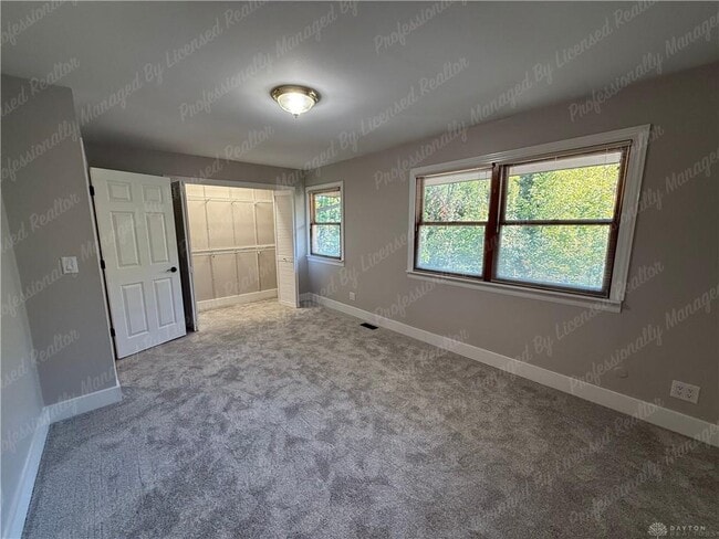 Building Photo - 2154 Willowgrove Ave