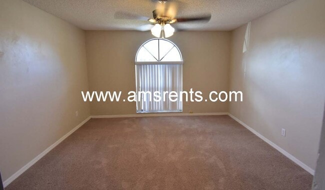 Building Photo - Charming 2 bed/ 2 bath house in Indian Wells