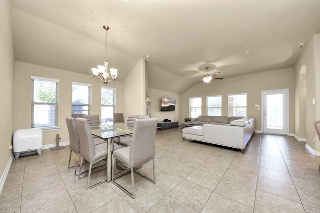 Building Photo - 3414 Hawkins Glen Ln