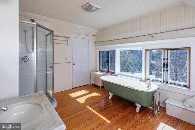 Building Photo - 54 Hodge Rd