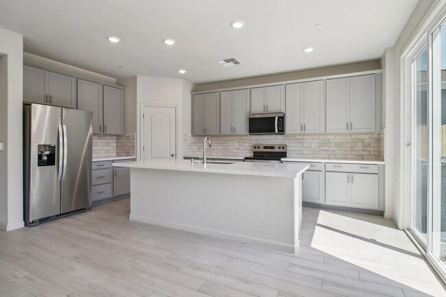 Building Photo - 4202 Markovich Ct