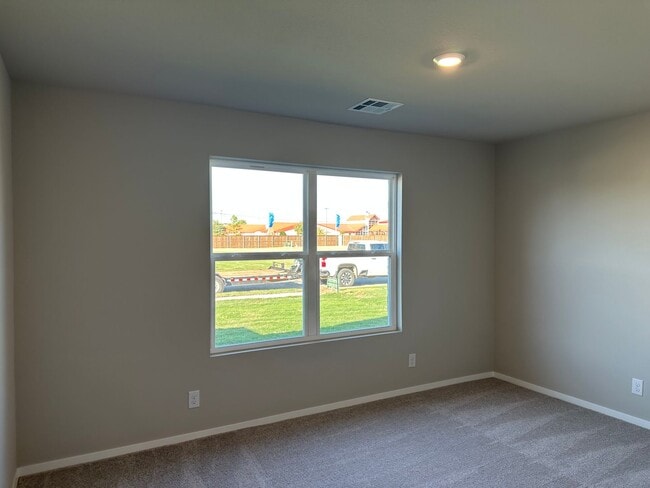 Building Photo - Brand-new 3 bedroom, 2 bath home located i...