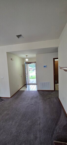 Building Photo - 10836 Ashton Ter