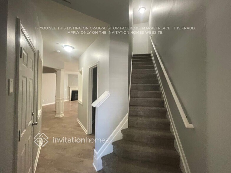 Building Photo - 1905 Lake Heights Cir NW