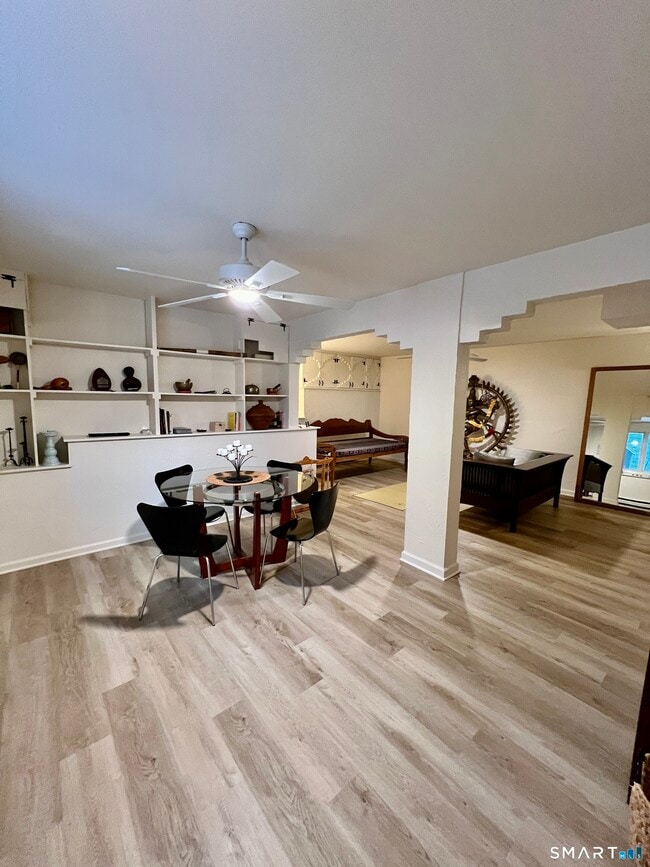 Building Photo - 290 Cliffside Dr