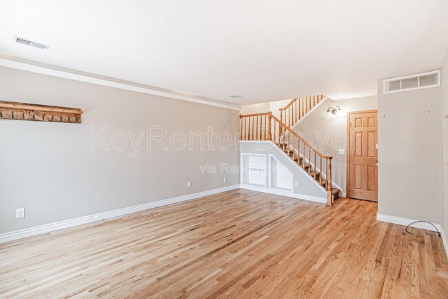 Building Photo - 8756 Chase Dr