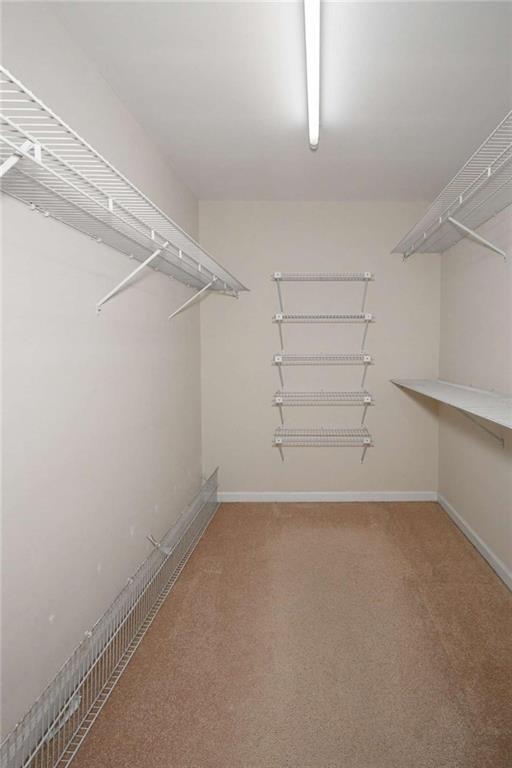 Building Photo - 151 Lakeside Dr NW