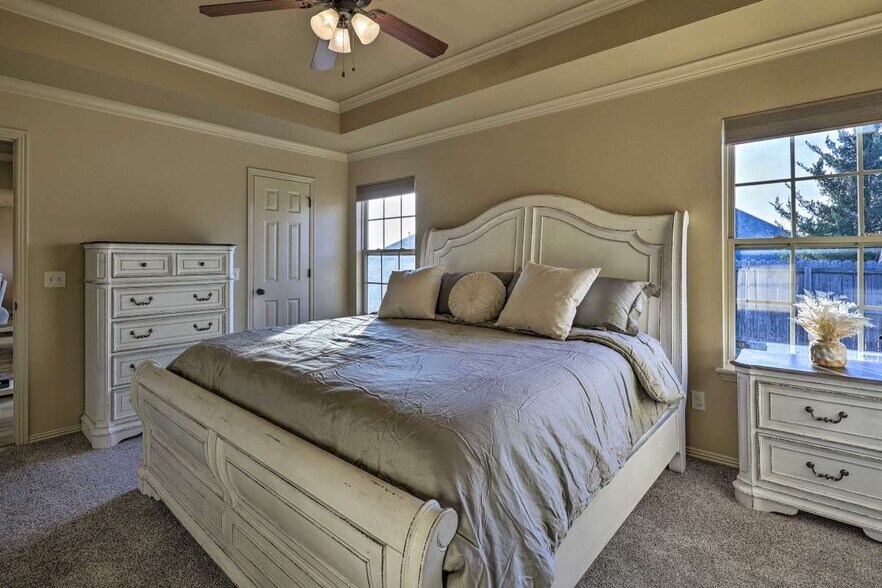 Building Photo - 450 Remson Ln