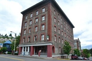Building Photo - The Victorian Apartments
