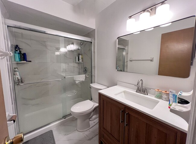 Building Photo - 2BR/2BA Condo in NW Gainesville - availabl...