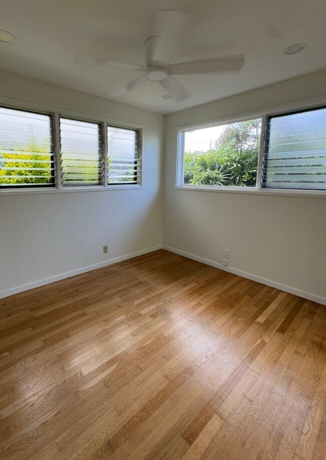 Building Photo - 1326 Alewa Dr