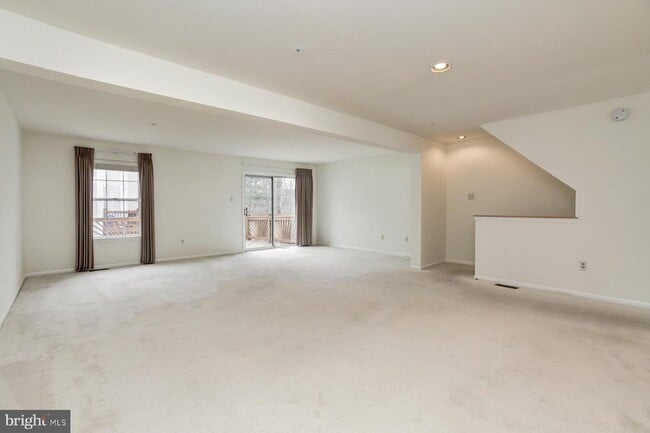 Building Photo - 12207 Sleepy Horse Ln