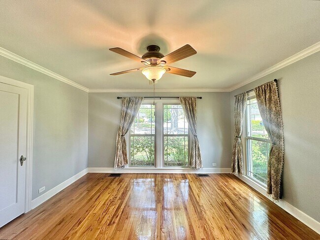 Building Photo - Spacious 4 Bedroom in the Heart of Tyler! Available Now!