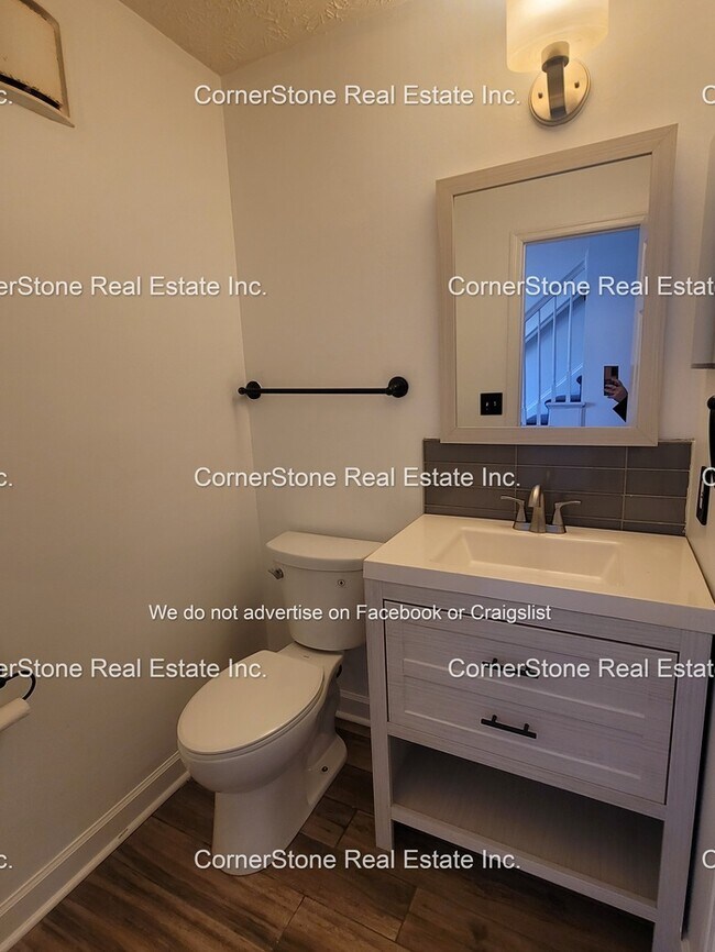 Building Photo - 3942 Watling Ct