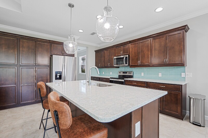 Building Photo - 8709 Coral Reef Wy