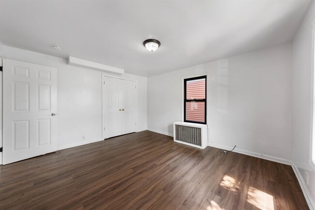 Building Photo - 485 Cary St