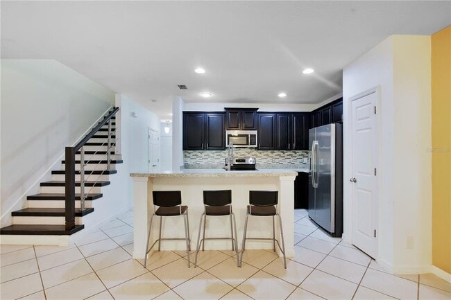 Building Photo - 2905 Sunstone Dr