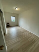 Building Photo - 1906 Asbury Ave