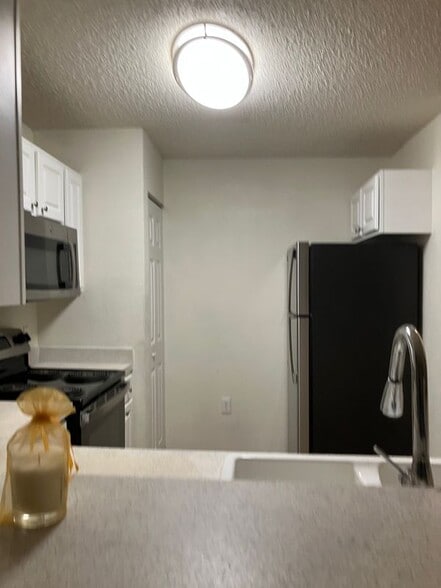Building Photo - 4240 Summer Landing Dr