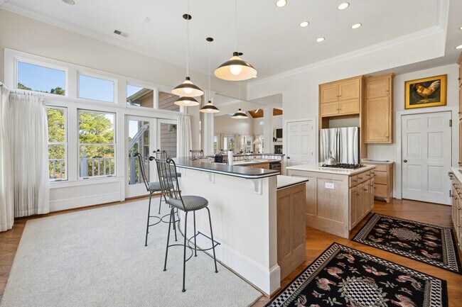 Building Photo - 110 Debordieu Blvd