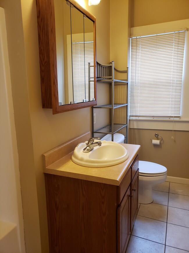 Bathroom with Tub/Shower - 103 W 12th St