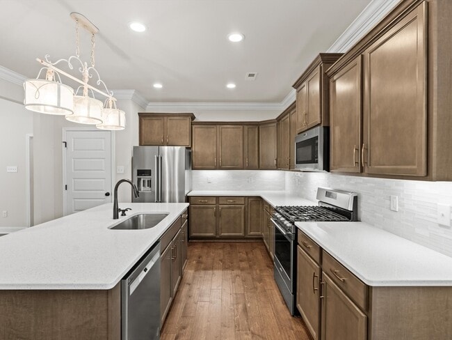 Building Photo - 9036 Mountain Preserve Blvd SE