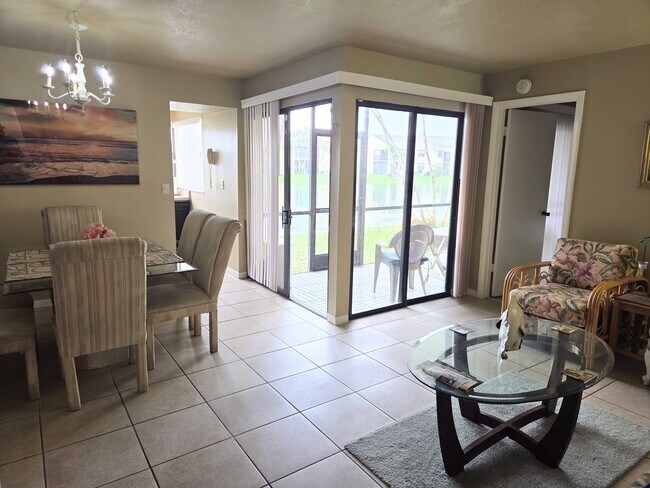 Building Photo - Fully furnished Lake View Condo in Gated Community