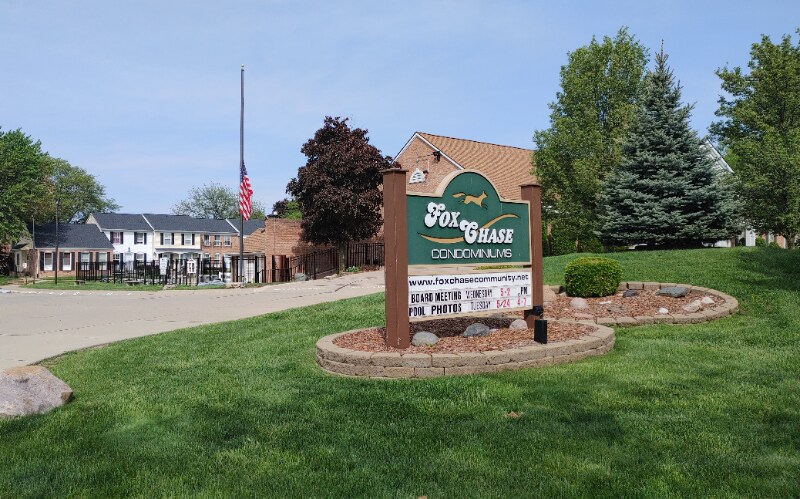 Building Photo - 37025 Brynford Dr