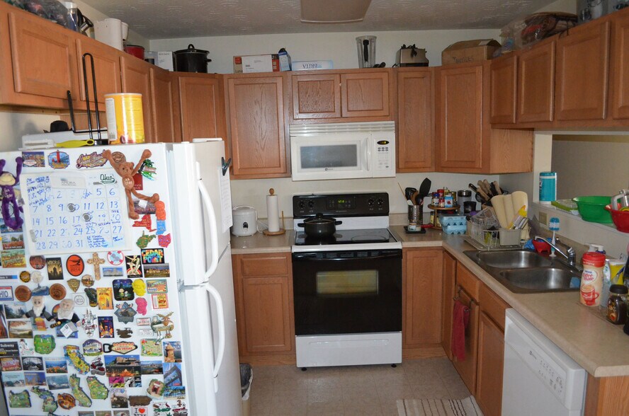Building Photo - 804 Altamonte Dr