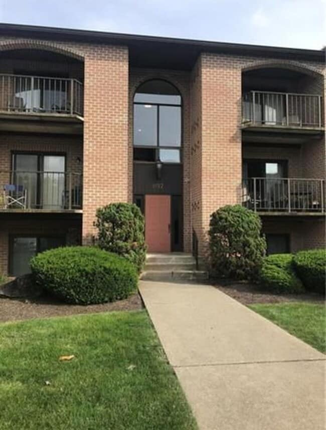 Building Photo - 950 Cold Spring Rd