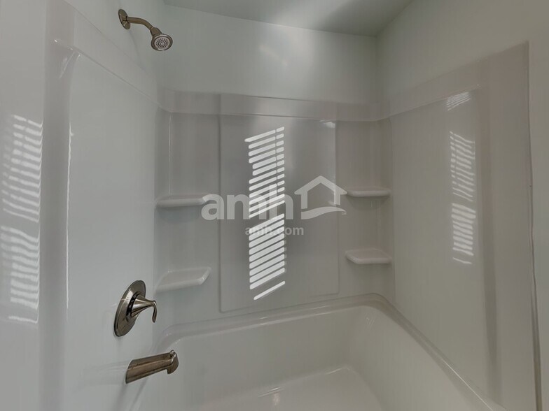 Building Photo - 1468 Aquamarine Dr