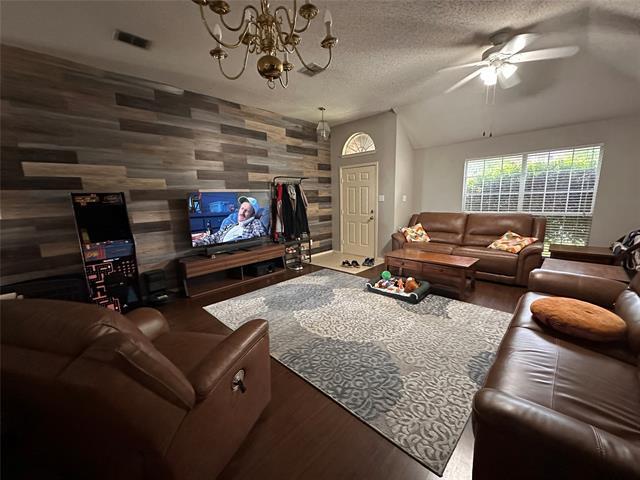 Building Photo - 11616 Charlotte Ln