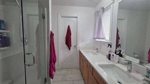 Building Photo - 65 Gibson Pl