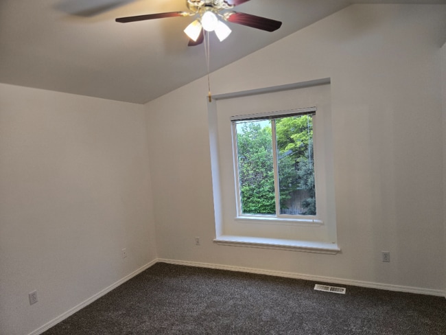 Building Photo - 4209 E Lanager Ct