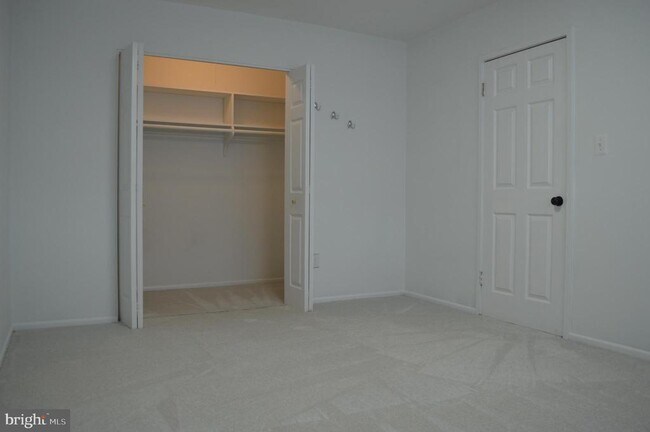 Building Photo - 10026 Fair Wds Dr