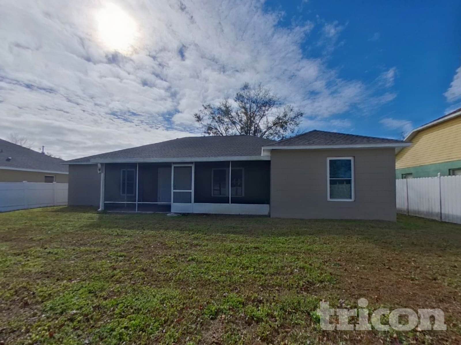 Building Photo - 250 Canterbury Ct