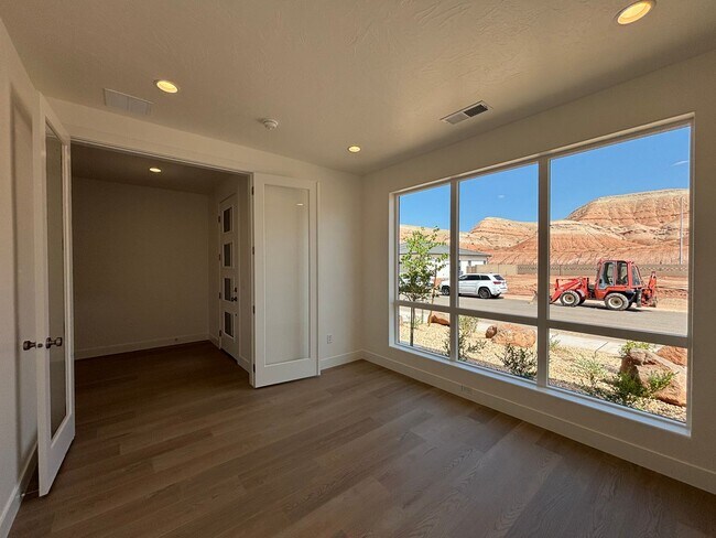 Building Photo - BRAND NEW 4 BEDROOM HOME OR RENT!