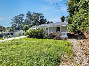 Building Photo - Lovely 3-Bed, 2-Bath Home with Modern Comf...
