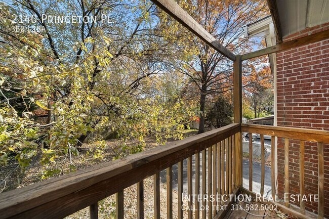 Building Photo - 2140 Princeton Pl