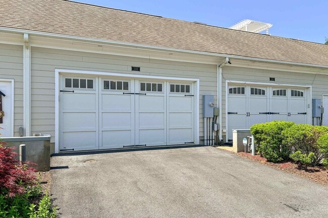 Building Photo - 3369 Preston Shore Dr