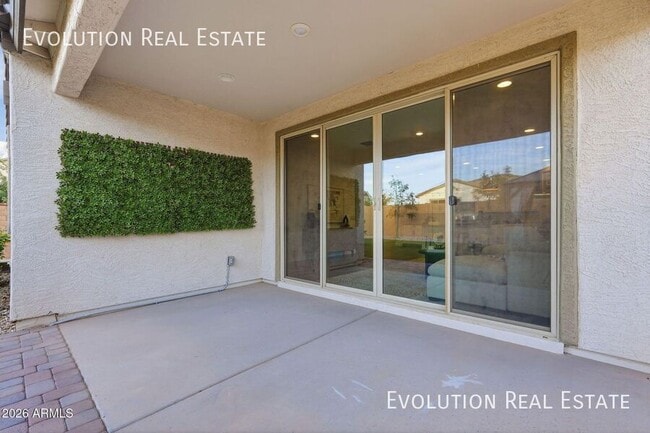 Building Photo - 6627 S Abbey Ln